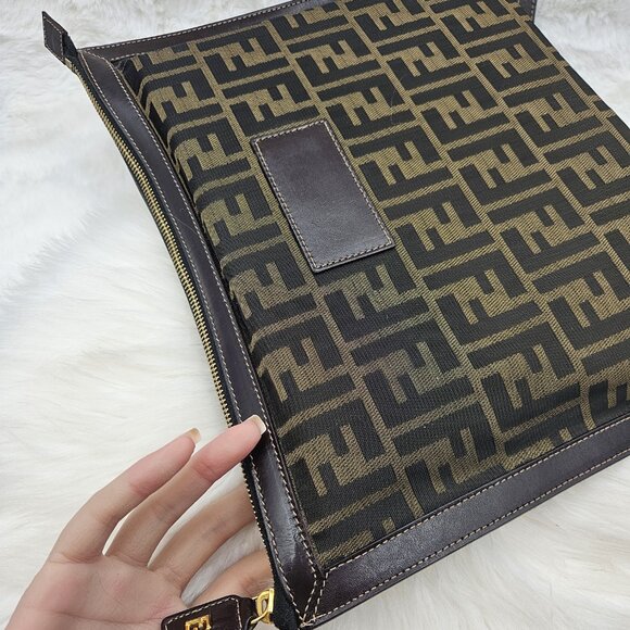 FENDI Zucca Pattern FF Clutch - Picture 11 of 17